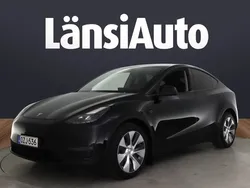 Käytetty 2022 Tesla Model Y Long Range Katumaasturi | 29 790 € (Perustarjous)