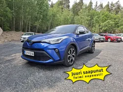 Käytetty 2021 Toyota C-HR Business Edition Katumaasturi | 25 800 € (Perustarjous)