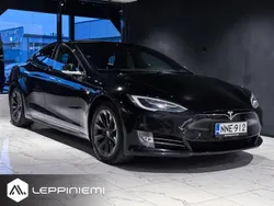 Käytetty 2018 Tesla Model S Sedan | 25 880 € (Perustarjous)