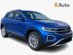 Sininen Uusi 2024 VW T-Roc Business Katumaasturi | 39 890 € (Perustarjous)