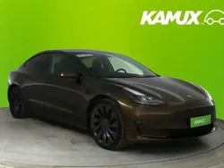 Kupari Käytetty 2022 Tesla Model 3 Performance Sedan | 31 880 € (Hyvä tarjous)