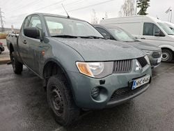 Verde Usata 2007 Mitsubishi L200 Invite Pick-up | 11 880 € (Buon prezzo)
