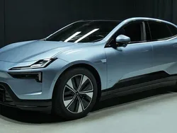 Uusi 2025 Polestar 4 Plus Katumaasturi | 61 800 € (Perustarjous)