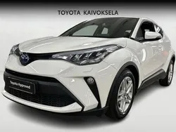 Valkoinen Käytetty 2024 Toyota C-HR Active Katumaasturi | 29 490 € (Perustarjous)
