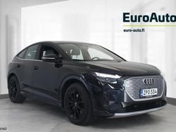 Musta Käytetty 2022 Audi Q4 Sportback e-tron Katumaasturi | 37 790 € (Hyvä tarjous)