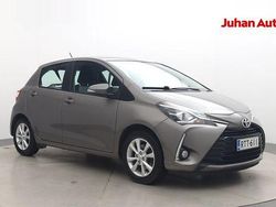 Harmaa Käytetty 2018 Toyota Yaris Active Viistoperä | 13 490 € (Perustarjous)