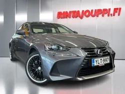 Käytetty 2018 Lexus IS300h Sedan | 23 490 € (Perustarjous)