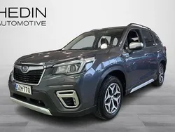 Harmaa Käytetty 2020 Subaru Forester Active Katumaasturi | 29 900 € (Perustarjous)