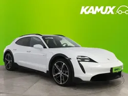 Käytetty 2022 Porsche Taycan 4S Sedan | 75 700 €