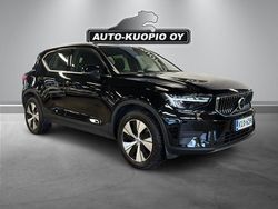 Musta Käytetty 2022 Volvo XC40 Core Katumaasturi | 36 800 € (Perustarjous)
