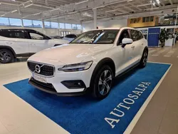 614 Käytetty 2019 Volvo V60 CC Business Edition Farmari | 29 800 € (Perustarjous)