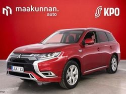 Punainen Käytetty 2019 Mitsubishi Outlander P-HEV Intense Katumaasturi | 15 900 € (Perustarjous)