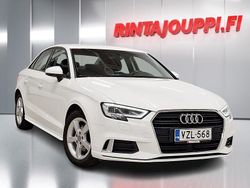 Valkoinen Käytetty 2018 Audi A3 Business Sedan | 17 990 € (Hieman kallis)
