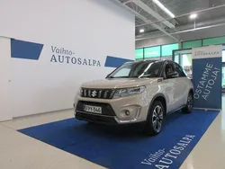 Valkoinen Käytetty 2021 Suzuki Vitara GLX Katumaasturi | 22 900 € (Perustarjous)