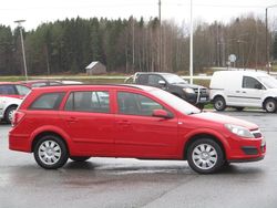 Punainen Käytetty 2006 Opel Astra Enjoy Farmari | 2 500 €