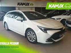 Valkoinen Käytetty 2023 Toyota Corolla Edition Farmari | 27 800 € (Hyvä tarjous)