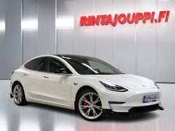 Käytetty 2019 Tesla Model 3 Performance Sedan | 22 790 € (Perustarjous)