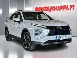Valkoinen Käytetty 2022 Mitsubishi Eclipse Cross Invite+ Katumaasturi | 23 500 € (Perustarjous)
