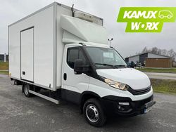 Valkoinen Käytetty 2018 Iveco Daily Tila-auto | 36 900 €