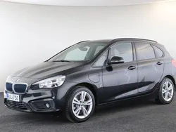 Musta Käytetty 2017 BMW 225 Active Tourer Sport Line Tila-auto | 14 990 € (Perustarjous)