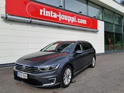 Harmaa Käytetty 2017 VW Passat Comfortline Farmari | 15 280 € (Hyvä tarjous)