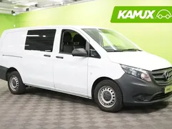 Valkoinen Käytetty 2020 Mercedes Vito Tila-auto | 18 400 € (Hyvä tarjous)