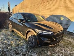 Käytetty 2022 Ford Mustang Mach-E Katumaasturi | 25 900 € (Supertarjous)