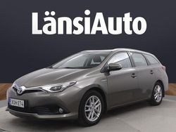 Käytetty 2017 Toyota Auris Touring Sports Active Farmari | 16 380 € (Perustarjous)
