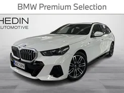 Valkoinen Käytetty 2025 BMW i5 M Sport Sedan | 68 990 € (Supertarjous)
