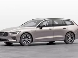 Uusi 2025 Volvo V60 Plus Farmari | 56 600 €