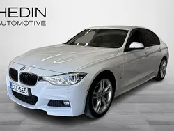 Valkoinen Käytetty 2017 BMW 330e M Sport Sedan | 17 450 € (Hyvä tarjous)