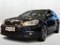 Musta Käytetty 2012 Skoda Octavia RS Farmari | 9 900 € (Perustarjous)