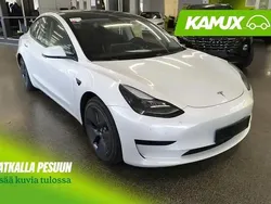 Valkoinen Käytetty 2021 Tesla Model 3 Standard Range Plus Sedan | 26 400 € (Perustarjous)