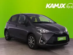Hopea / harmaa Käytetty 2019 Toyota Yaris Multidrive S Sedan | 15 860 € (Perustarjous)