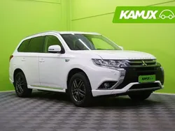 Valkoinen Käytetty 2018 Mitsubishi Outlander P-HEV Intense+ Katumaasturi | 16 780 € (Perustarjous)
