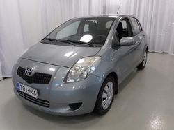 Harmaa Käytetty 2006 Toyota Yaris Sol Viistoperä | 7 950 € (Perustarjous)