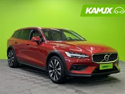 Käytetty 2019 Volvo V60 CC Farmari | 39 900 € (Perustarjous)
