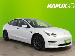 Valkoinen Käytetty 2021 Tesla Model 3 Standard Range Plus Sedan | 26 850 € (Perustarjous)