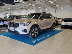 Käytetty 2024 Volvo XC40 Plus Katumaasturi | 40 900 € (Kallis)