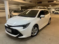 Valkoinen Käytetty 2022 Toyota Corolla Edition Farmari | 27 500 € (Perustarjous)