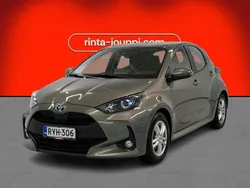 Ruskea Käytetty 2023 Toyota Yaris Hybrid Active Viistoperä | 21 980 € (Perustarjous)