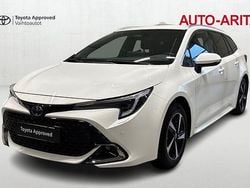 Valkoinen Käytetty 2024 Toyota Corolla Anniversary Farmari | 34 970 € (Perustarjous)