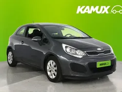 Hopea / harmaa Käytetty 2014 Kia Rio Active Sedan | 6 890 € (Perustarjous)