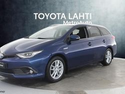 Sininen Käytetty 2018 Toyota Auris Touring Sports Active Farmari | 15 890 € (Perustarjous)