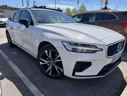 Valkoinen Käytetty 2019 Volvo V60 R-Design Farmari | 26 480 € (Hyvä tarjous)