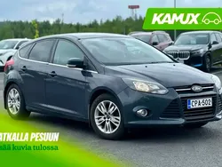 Hopea / harmaa Käytetty 2012 Ford Focus Titanium Sedan | 8 490 € (Perustarjous)