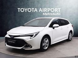 Valkoinen Käytetty 2023 Toyota Corolla Edition Farmari | 27 990 € (Perustarjous)