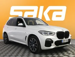 Käytetty 2020 BMW X5 M Sport Katumaasturi | 47 790 € (Hieman kallis)