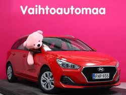 Punainen Käytetty 2018 Hyundai i30 Farmari | 10 900 € (Perustarjous)