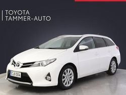 Valkoinen Käytetty 2015 Toyota Auris Touring Sports Multidrive S Farmari | 14 980 € (Perustarjous)